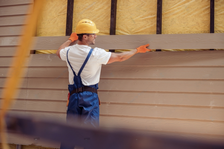 How to Manage Composite Siding Thermal Expansion: A Master